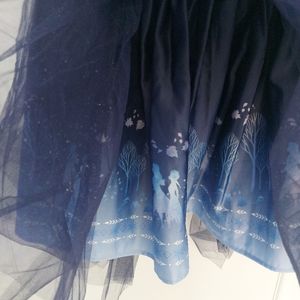 Girl’s Frozen Elsa dress with faux fur coat size 7-8 Disney